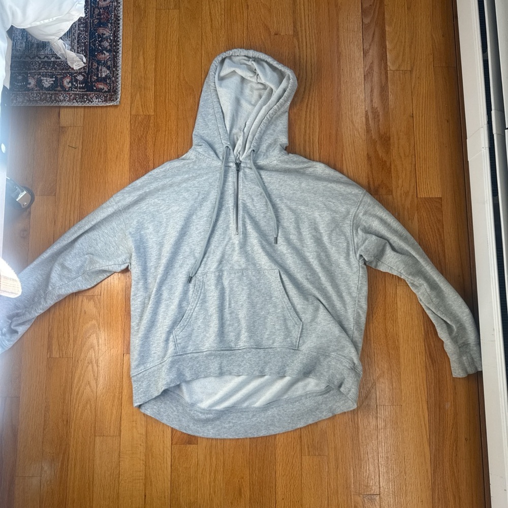 Aerie Light Gray Men's Hoodie Sweater